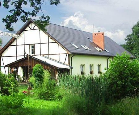 Pensjonat Kalina Komorze Exterior photo