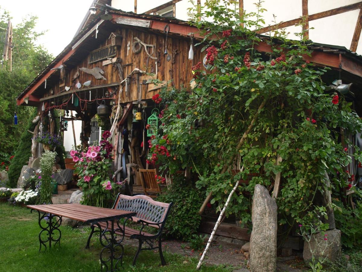 Pensjonat Kalina Komorze Exterior photo